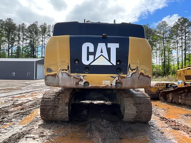 Image of Caterpillar 349FL equipment image 4