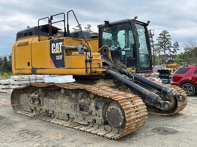 Image of Caterpillar 352F equipment image 1