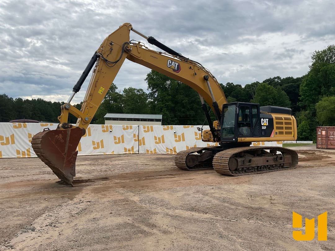 Image of Caterpillar 325FL Primary image