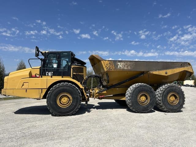 Image of Caterpillar 745 equipment image 2