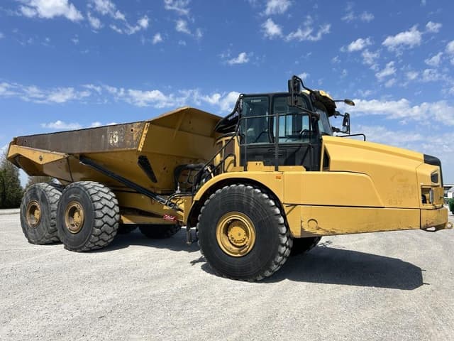 Image of Caterpillar 745 equipment image 1