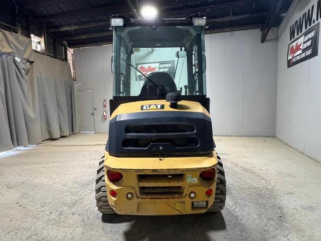 Image of Caterpillar 903C2 equipment image 3
