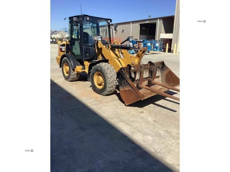 2017 Caterpillar 906M Equipment Image0
