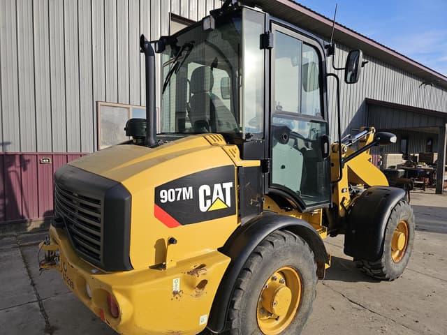 Image of Caterpillar 907M equipment image 3