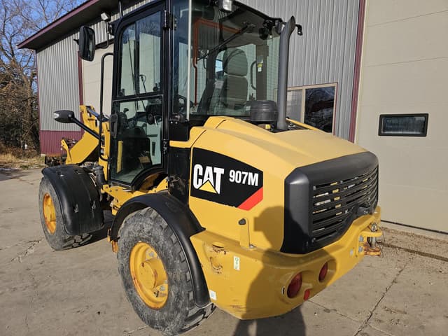 Image of Caterpillar 907M equipment image 2