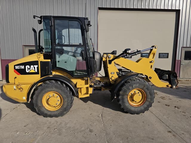 Image of Caterpillar 907M equipment image 1