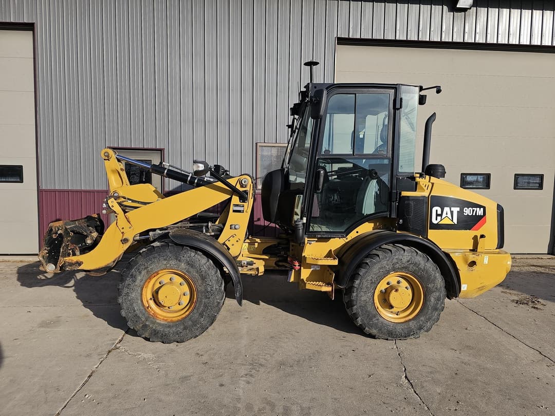 Image of Caterpillar 907M Primary image