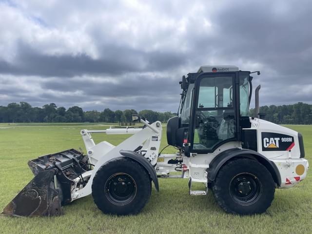 Image of Caterpillar 908M equipment image 2