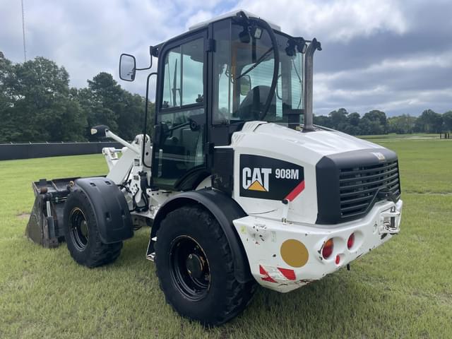 Image of Caterpillar 908M equipment image 3