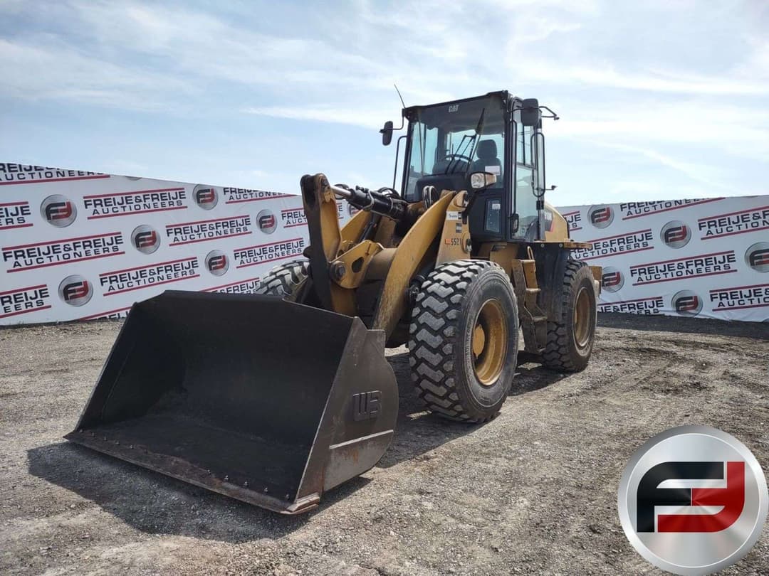 Image of Caterpillar 910M Primary image