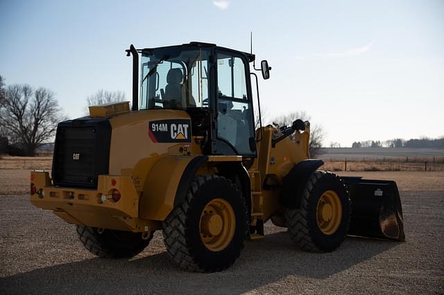 Image of Caterpillar 914M equipment image 4