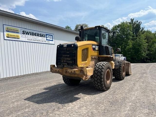 Image of Caterpillar 926M equipment image 2