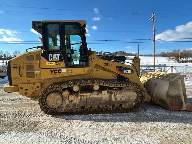 Image of Caterpillar 963K equipment image 4