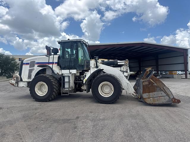 Image of Caterpillar 972M equipment image 3