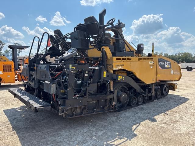 Image of Caterpillar AP1055F equipment image 3