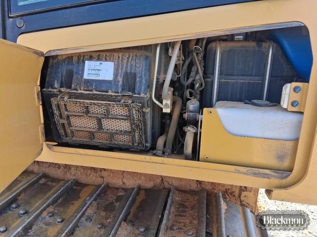 Image of Caterpillar D5K2 equipment image 4