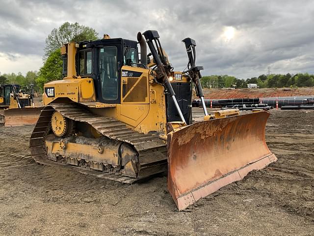 Image of Caterpillar D6T LGP equipment image 2