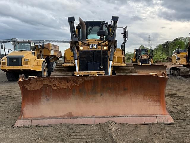Image of Caterpillar D6T LGP equipment image 1