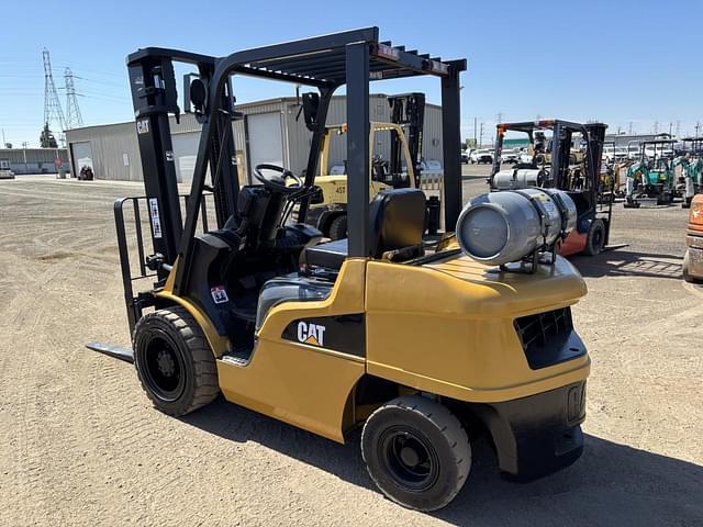 Image of Caterpillar GP35N5 equipment image 3