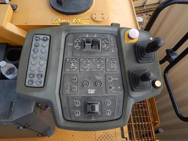 Image of Caterpillar PM622 equipment image 4