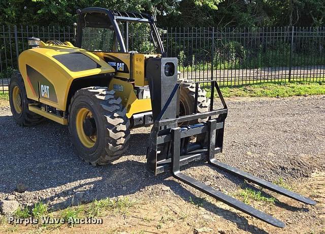 Image of Caterpillar TH255C equipment image 2