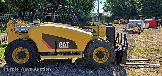 Image of Caterpillar TH255C equipment image 3