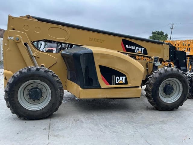 Image of Caterpillar TL642D equipment image 4