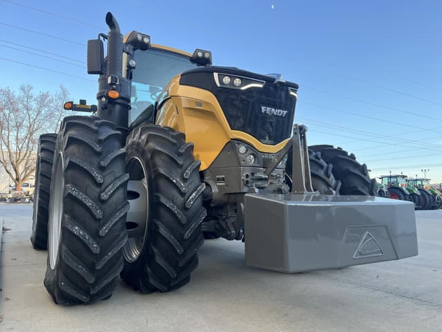 Image of Challenger 1038 equipment image 2