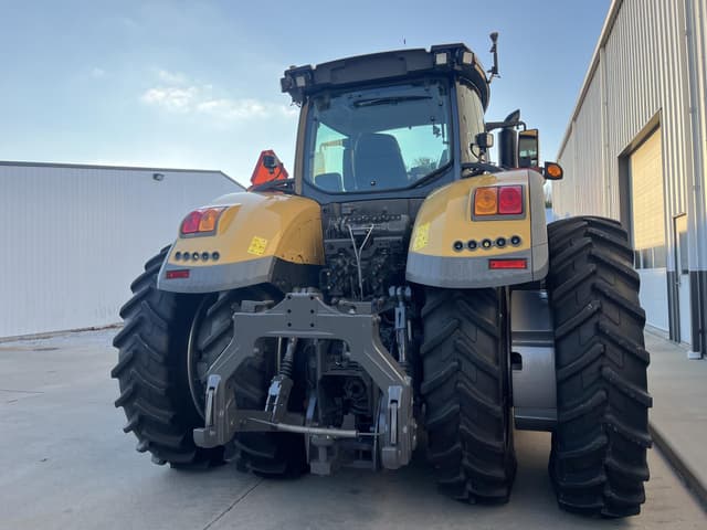 Image of Challenger 1038 equipment image 4