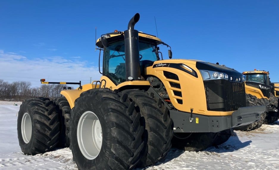 2017 Challenger MT965E Equipment Image0