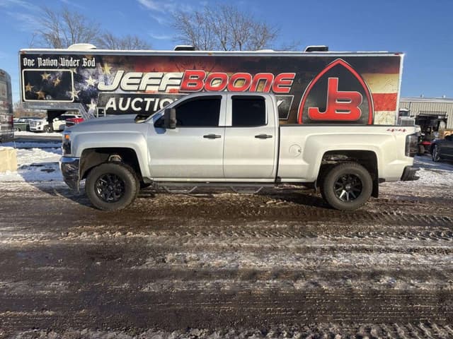 Image of Chevrolet 1500 equipment image 1