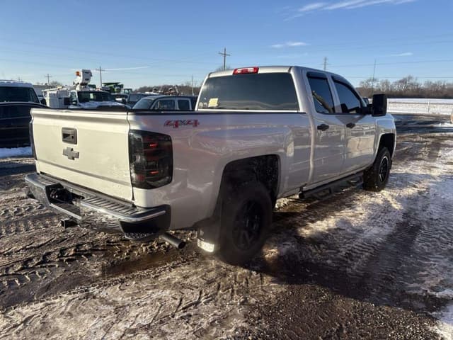 Image of Chevrolet 1500 equipment image 4