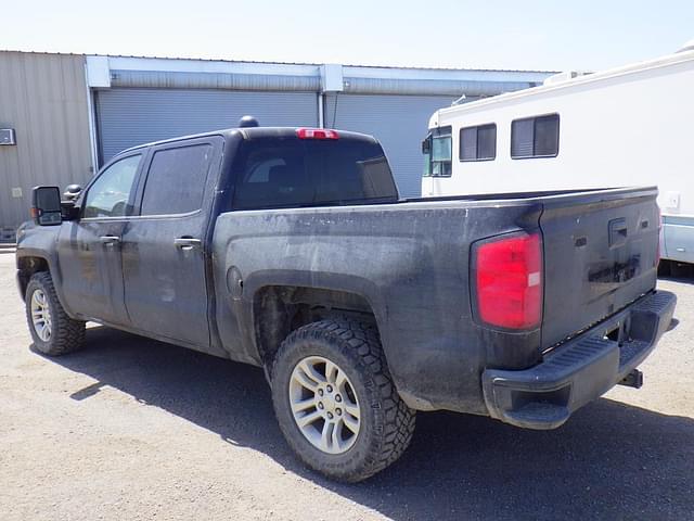 Image of Chevrolet 1500 equipment image 4