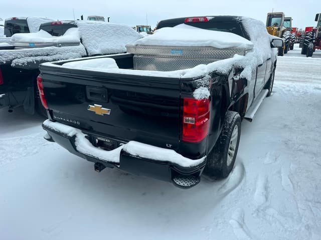 Image of Chevrolet 1500 equipment image 3