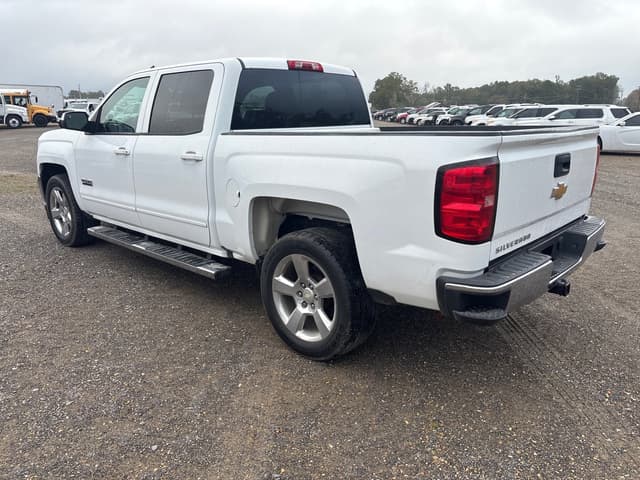 Image of Chevrolet 1500 equipment image 3