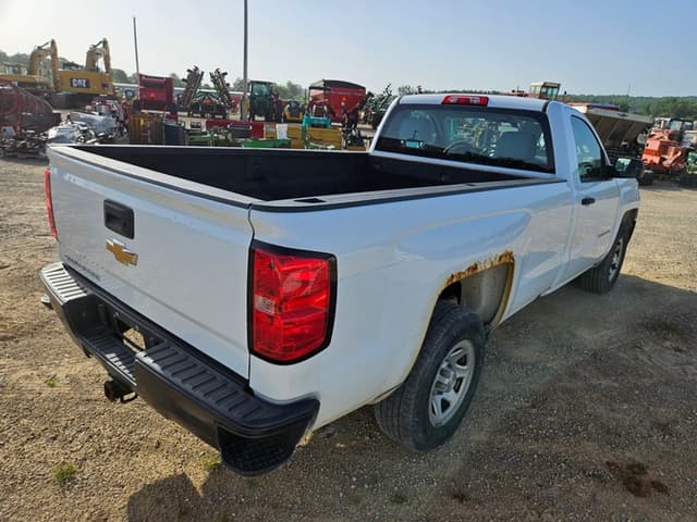 Image of Chevrolet 1500 equipment image 4