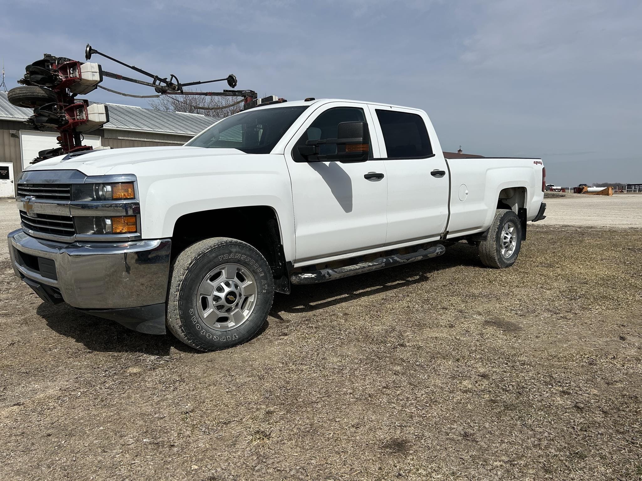 2017 Chevrolet 2500HD Equipment Image0