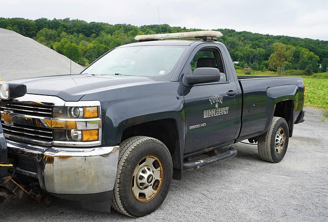 Image of Chevrolet 2500HD equipment image 1