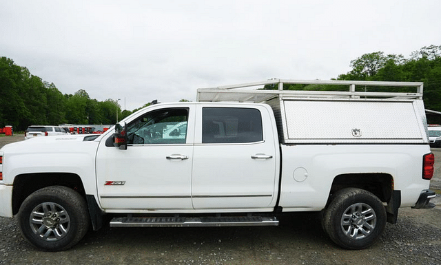 Image of Chevrolet 3500 equipment image 1