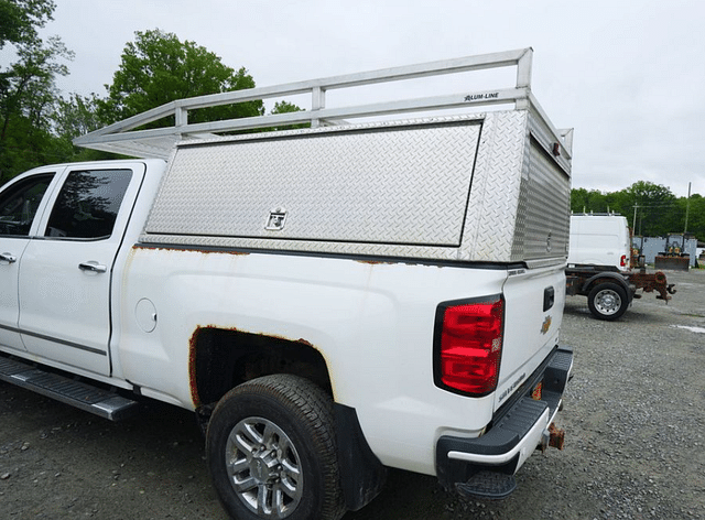Image of Chevrolet 3500 equipment image 2