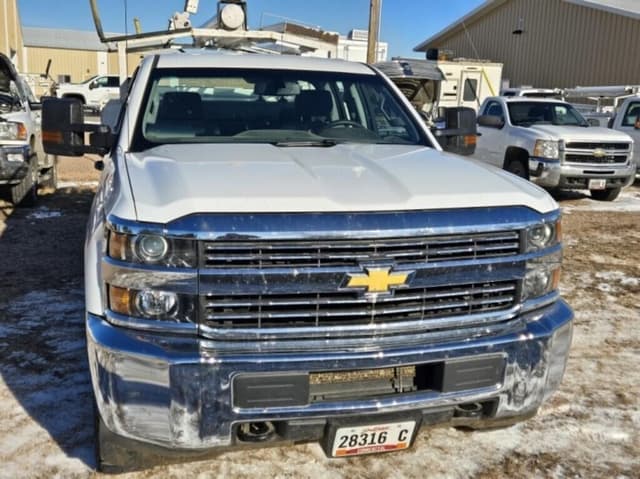 Image of Chevrolet 3500 equipment image 1