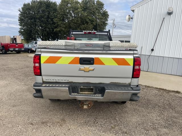 Image of Chevrolet 3500HD equipment image 2