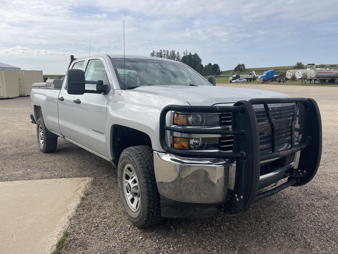 Image of Chevrolet 3500HD Primary image