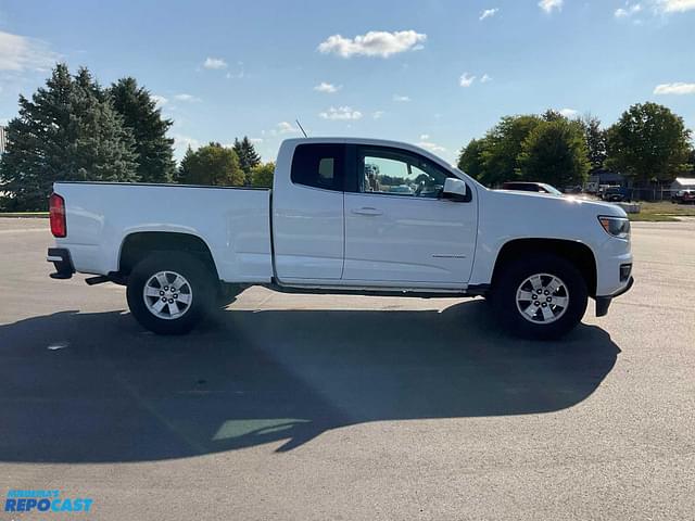 Image of Chevrolet Colorado equipment image 3