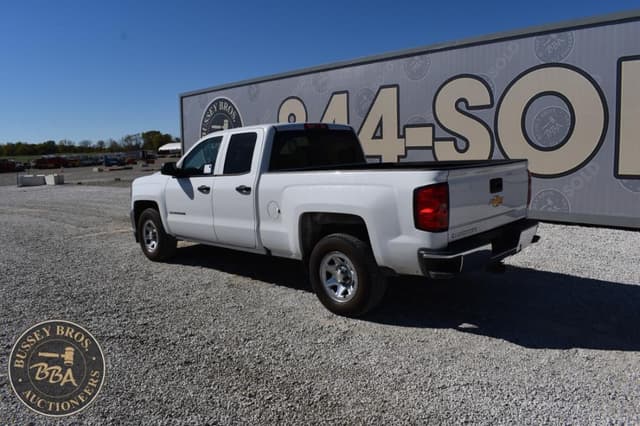 Image of Chevrolet 1500 equipment image 2