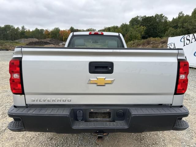 Image of Chevrolet 1500 equipment image 3