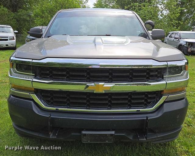 Image of Chevrolet 1500 equipment image 1