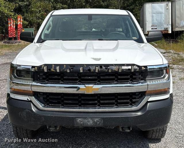 Image of Chevrolet 1500 equipment image 1