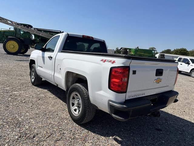 Image of Chevrolet 1500 equipment image 4