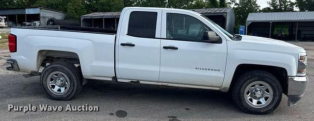 Image of Chevrolet 1500 equipment image 3